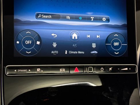 Used 2026 Mercedes-Benz GLC 300 4MATIC image 25