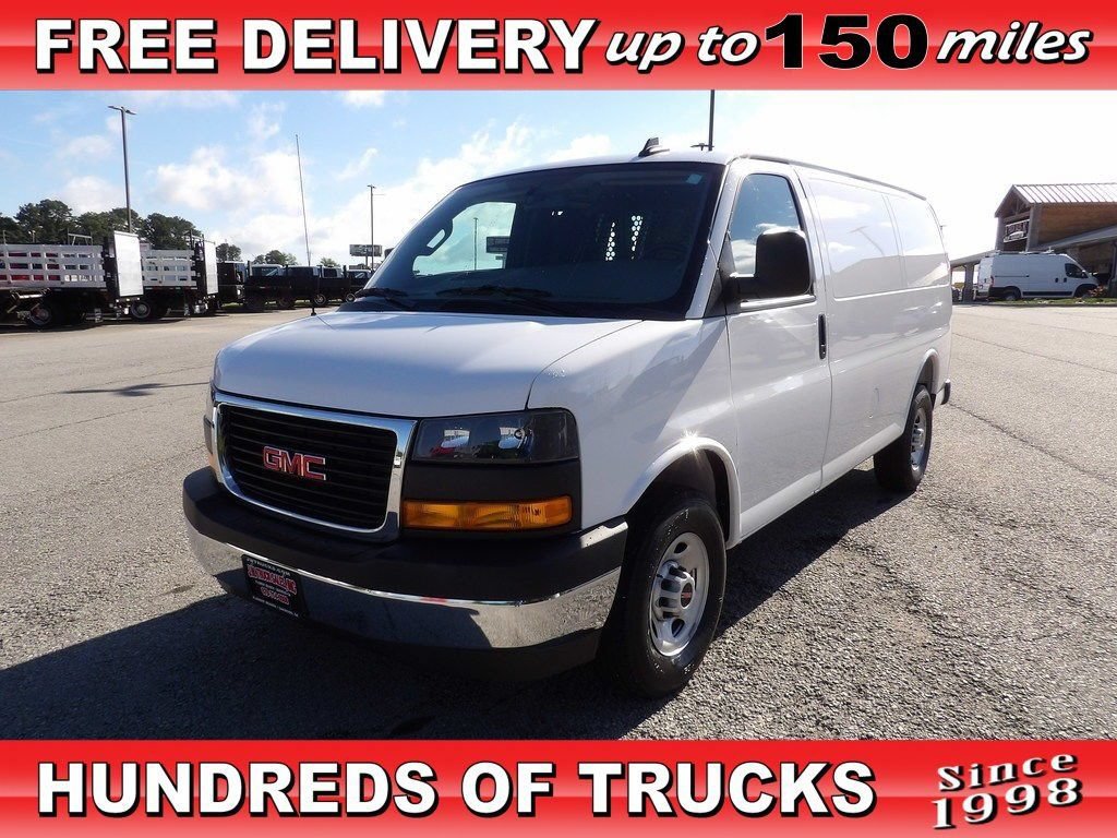 Used 2025 GMC Savana 2500 w/ Driver Convenience Package RWD image 1