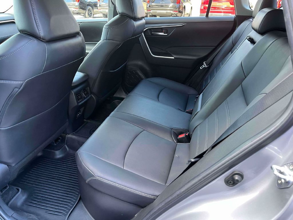 Used 2023 Toyota RAV4 XLE Premium AWD/4WD image 16