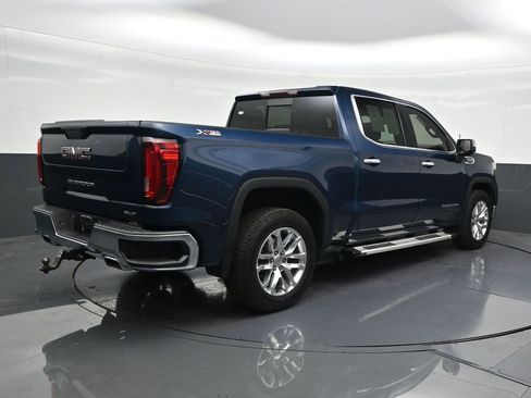 Used 2021 GMC Sierra 1500 SLT w/ SLT Convenience Package AWD/4WD image 5