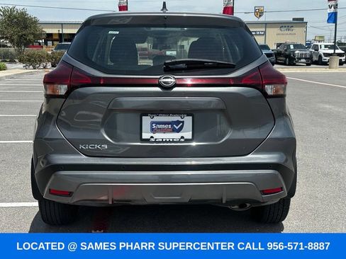 Used 2024 Nissan Kicks S FWD image 9