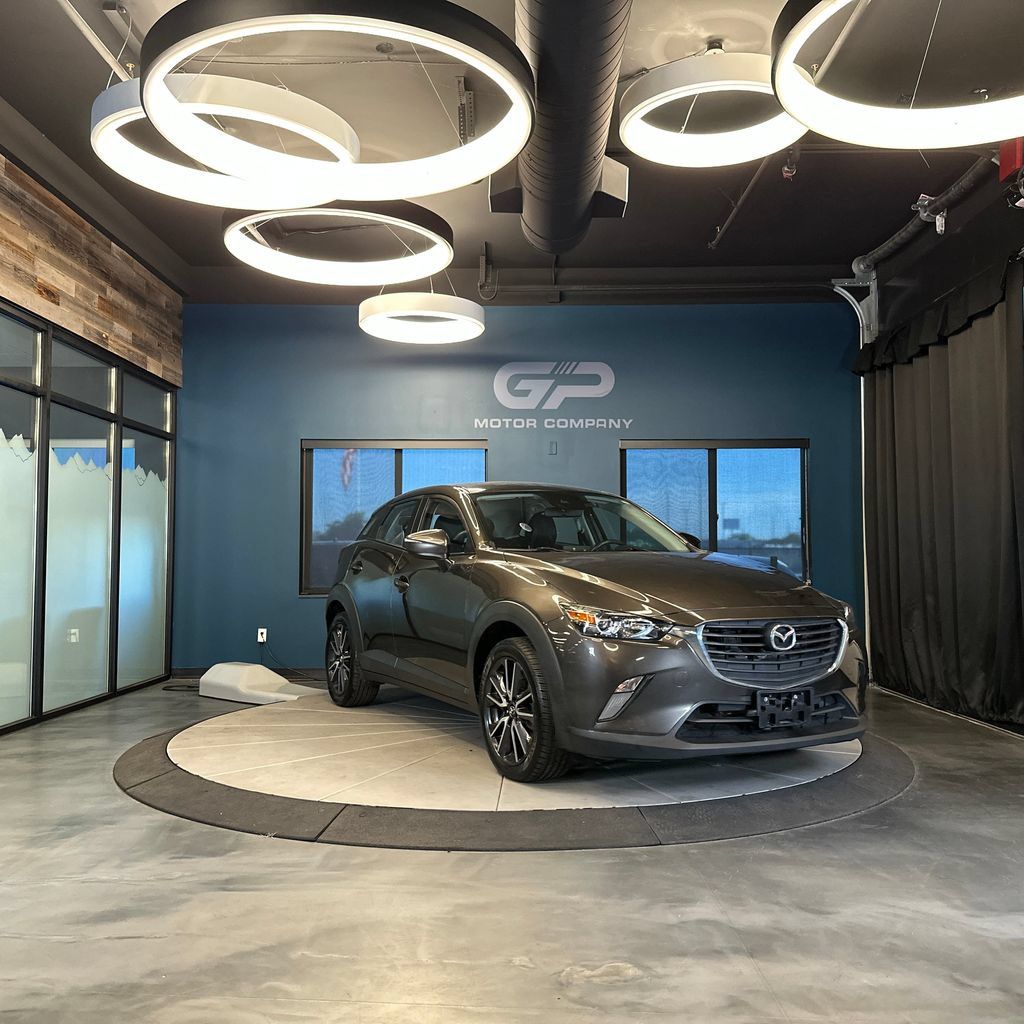 Used 2018 MAZDA CX-3 Touring AWD/4WD image 1