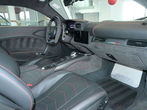 Used 2023 Maserati MC20 Coupe RWD image 27