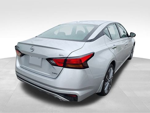 New 2025 Nissan Altima 2.5 SL image 3