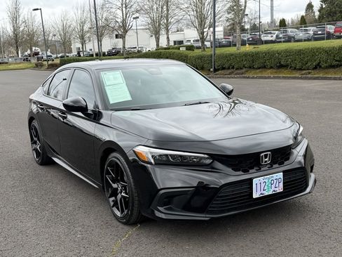 Used 2024 Honda Civic Sport image 2