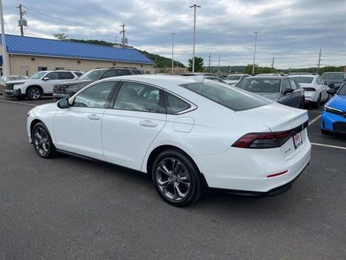 Used 2023 Honda Accord EX image 4