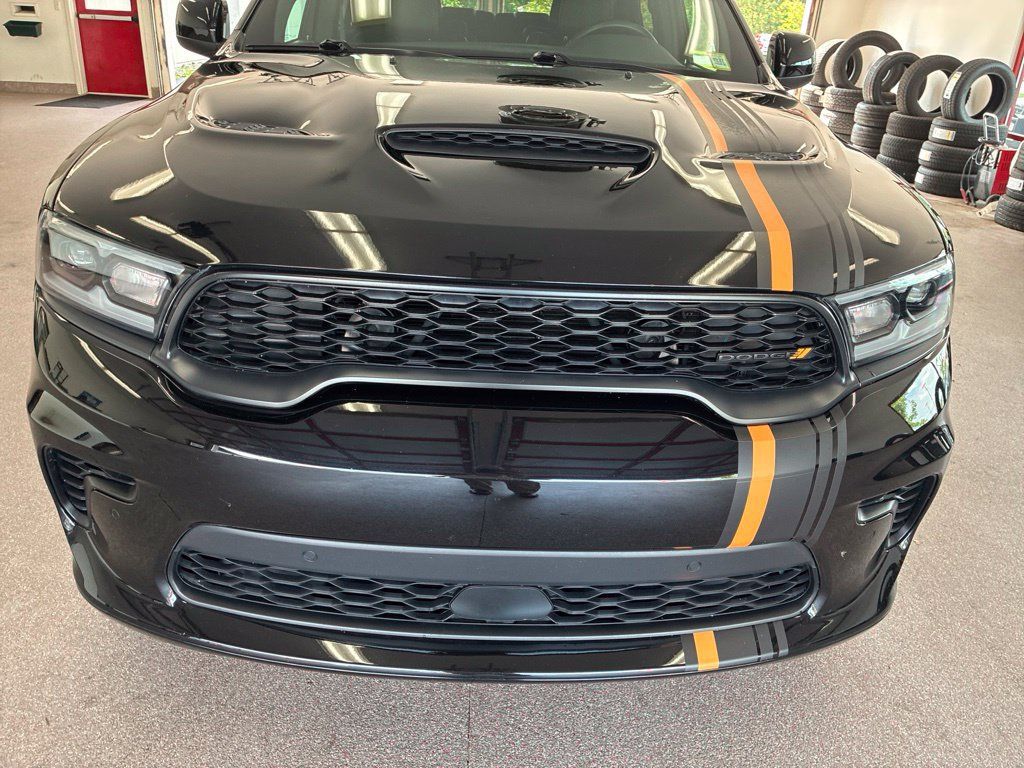 Certified 2023 Dodge Durango R/T w/ Hemi Orange Plus Package AWD/4WD image 3