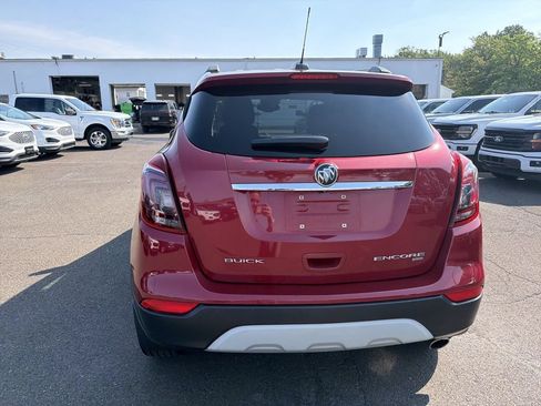 Used 2018 Buick Encore Essence AWD/4WD image 4