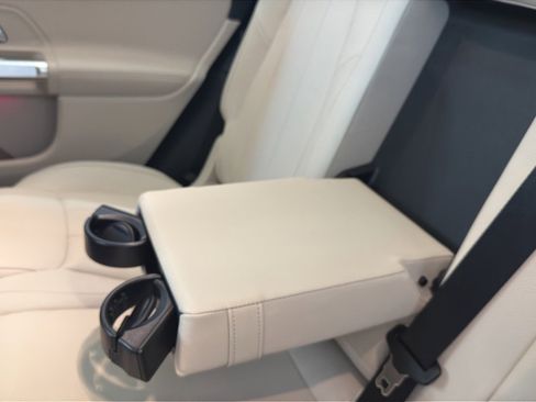 Used 2023 Mercedes-Benz GLB 250 image 29