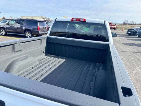 Used 2018 Chevrolet Silverado 1500 LT w/ All Star Edition image 10