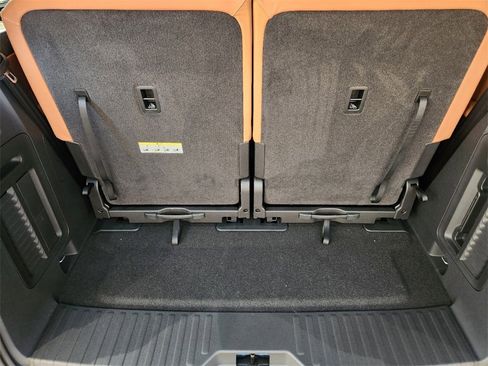 New 2025 Volkswagen ID. Buzz Pro S image 21