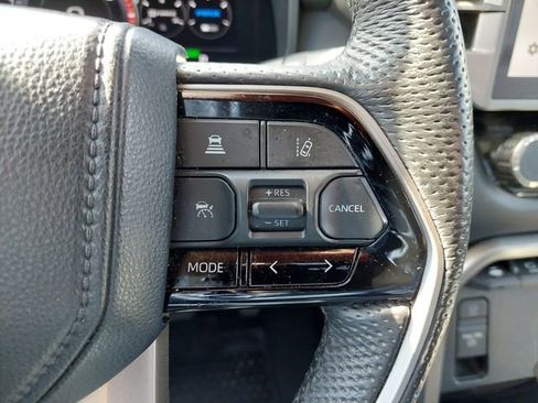 Used 2024 Toyota Tundra Limited image 36