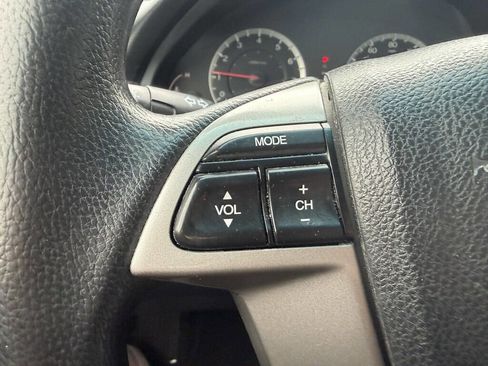 Used 2011 Honda Accord LX-S image 19