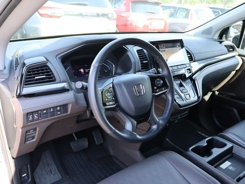 Certified 2024 Honda Odyssey Elite image 19