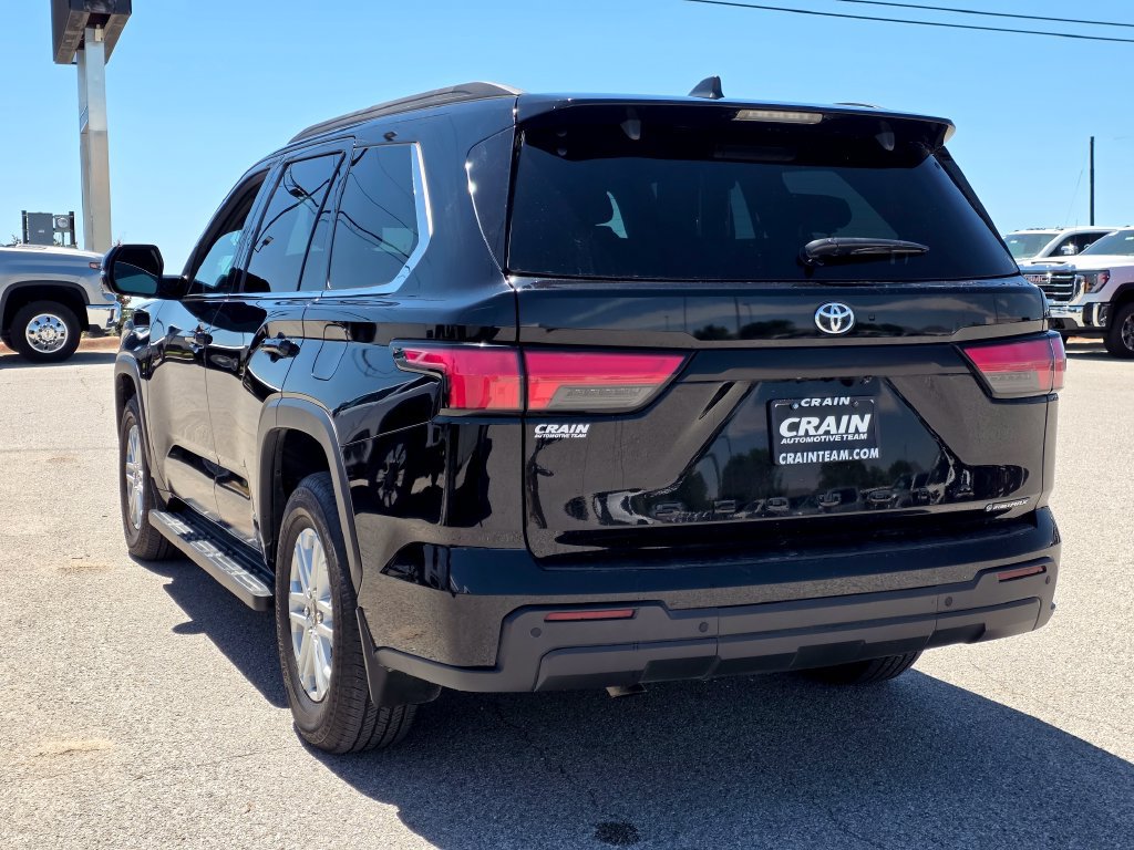 Used 2025 Toyota Sequoia SR5 AWD/4WD image 5