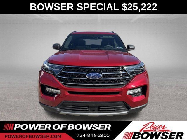 Used 2020 Ford Explorer XLT w/ Equipment Group 202A AWD/4WD image 11