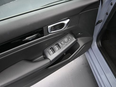 Used 2024 Honda Civic Touring image 16