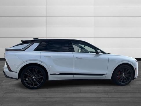 New 2026 Cadillac Lyriq V image 6