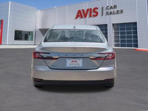 Used 2025 Toyota Camry LE FWD image 7