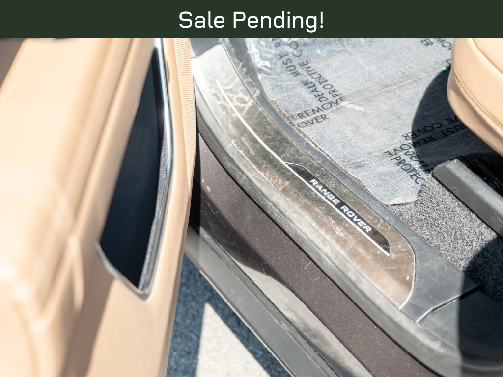 Certified 2025 Land Rover Range Rover SE AWD/4WD image 17