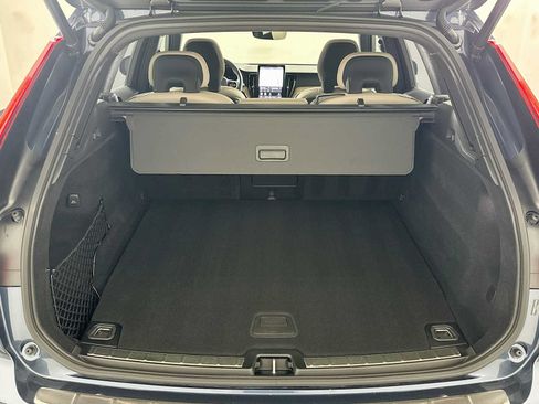 Used 2026 Volvo XC60 T8 Plus w/ Protection Package Premier AWD/4WD image 24