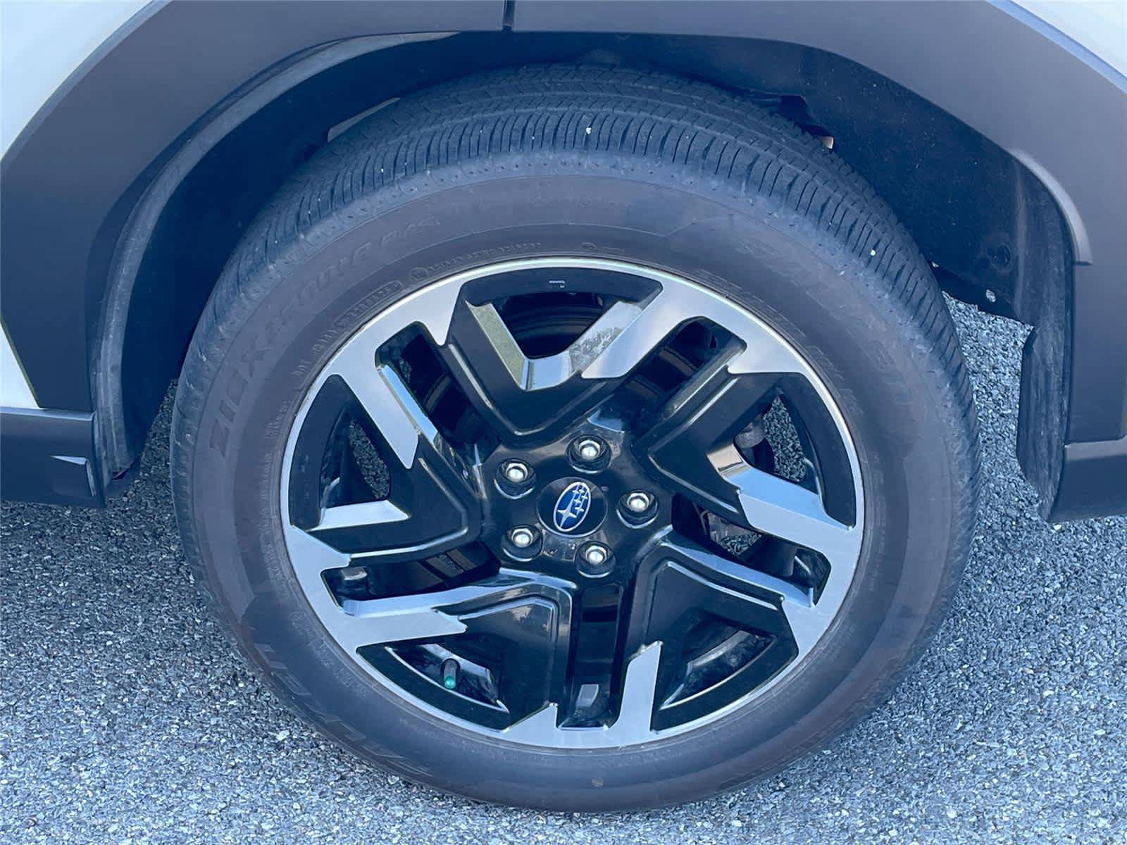 Used 2025 Subaru Forester Limited AWD/4WD image 11