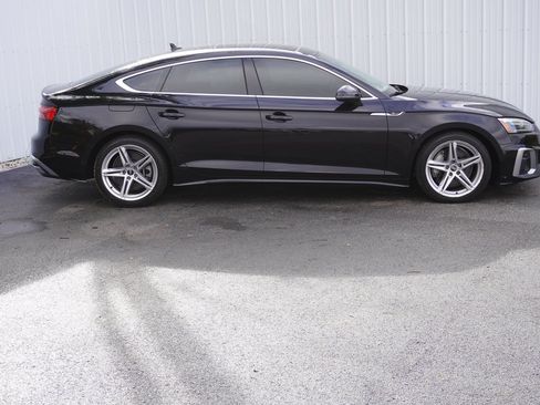 Used 2021 Audi A5 2.0T Premium image 2