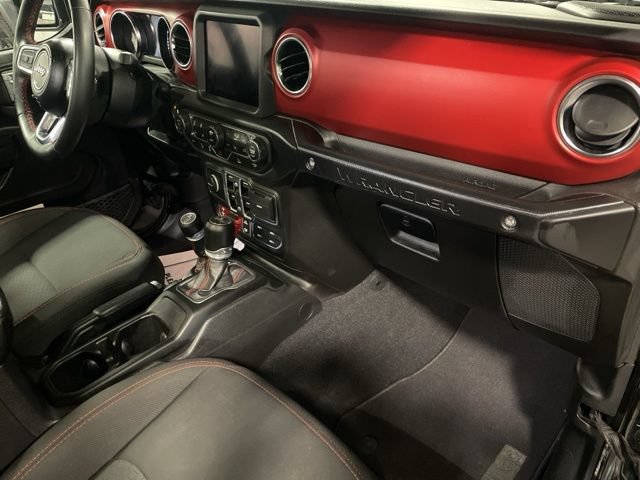 Used 2023 Jeep Wrangler Unlimited Rubicon w/ Cold Weather Group AWD/4WD image 50