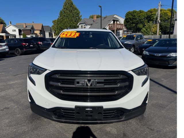 Used 2020 GMC Terrain SLE w/ Elevation Edition AWD/4WD image 2