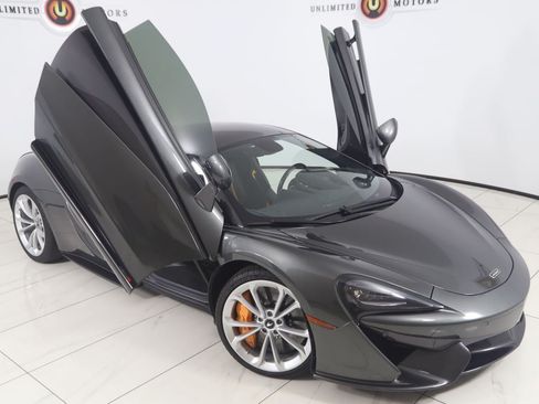 Used 2020 McLaren 570S Coupe RWD image 23