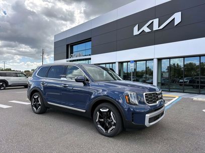 New 2025 Kia Telluride S