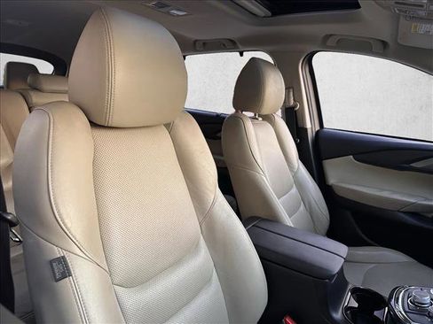 Used 2019 MAZDA CX-9 Touring w/ Touring Premium Package image 29