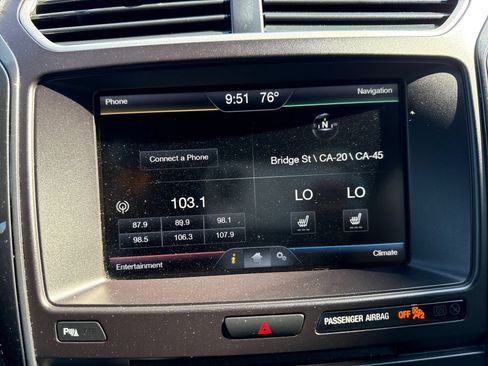 Used 2016 Ford Explorer XLT w/ Equipment Group 202A FWD image 19