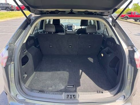 Used 2023 Ford Edge SEL image 10