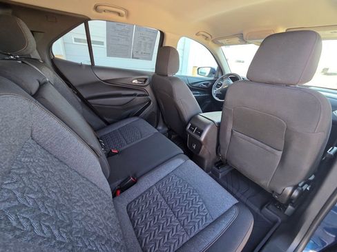 Used 2022 Chevrolet Equinox LT image 31