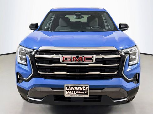 Used 2026 GMC Terrain Elevation FWD image 2