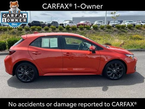 Used 2025 Toyota Corolla XSE FWD image 5