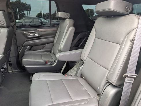 Used 2023 Chevrolet Tahoe Z71 w/ Luxury Package AWD/4WD image 26