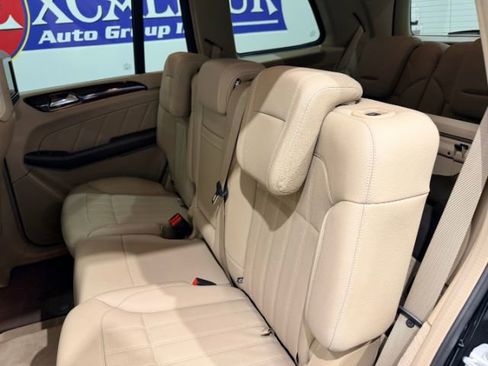 Used 2015 Mercedes-Benz GL 450 4MATIC w/ Appearance Package image 45