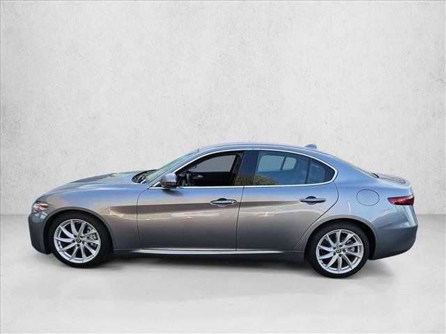 Used 2019 Alfa Romeo Giulia RWD image 9