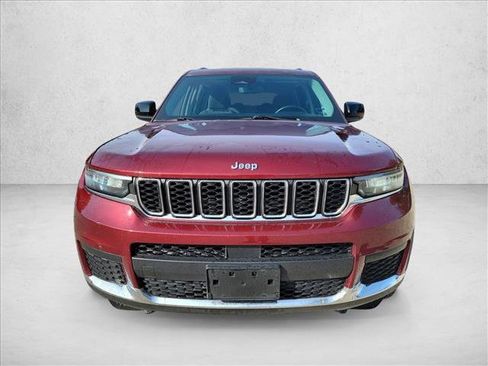 Used 2021 Jeep Grand Cherokee L Laredo w/ Luxury Tech Group I image 2