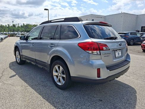 Used 2013 Subaru Outback 2.5i Limited AWD/4WD image 4