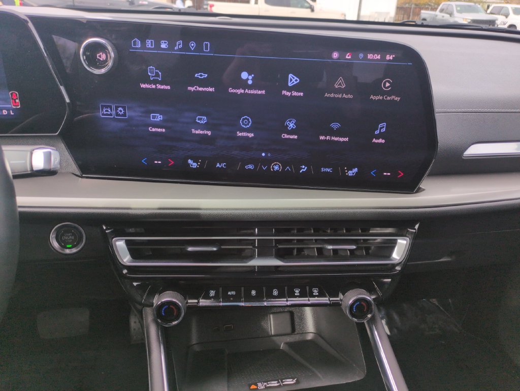 Used 2026 Chevrolet Traverse LT w/ Driver Confidence Package AWD/4WD image 18