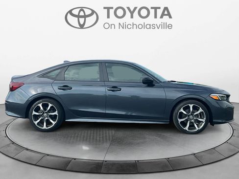 Used 2025 Honda Civic Sport Touring image 7