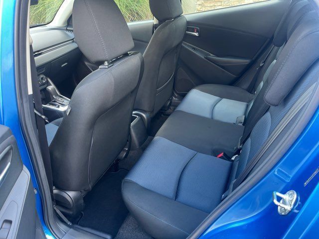 Used 2018 Toyota Yaris iA FWD image 7