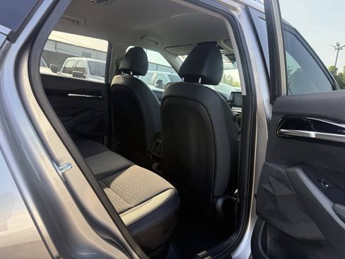 Used 2023 Kia Seltos S FWD image 15