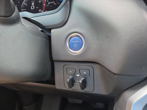 Used 2024 Toyota Tundra Platinum RWD image 23