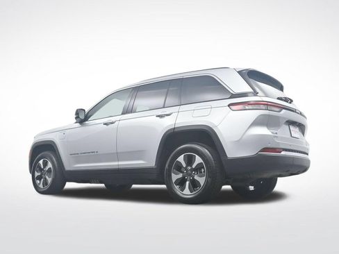 Used 2024 Jeep Grand Cherokee Limited 4xe AWD/4WD image 37