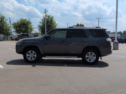 Used 2023 Toyota 4Runner SR5 RWD image 7