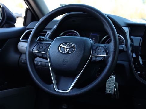 Used 2023 Toyota Camry LE image 29